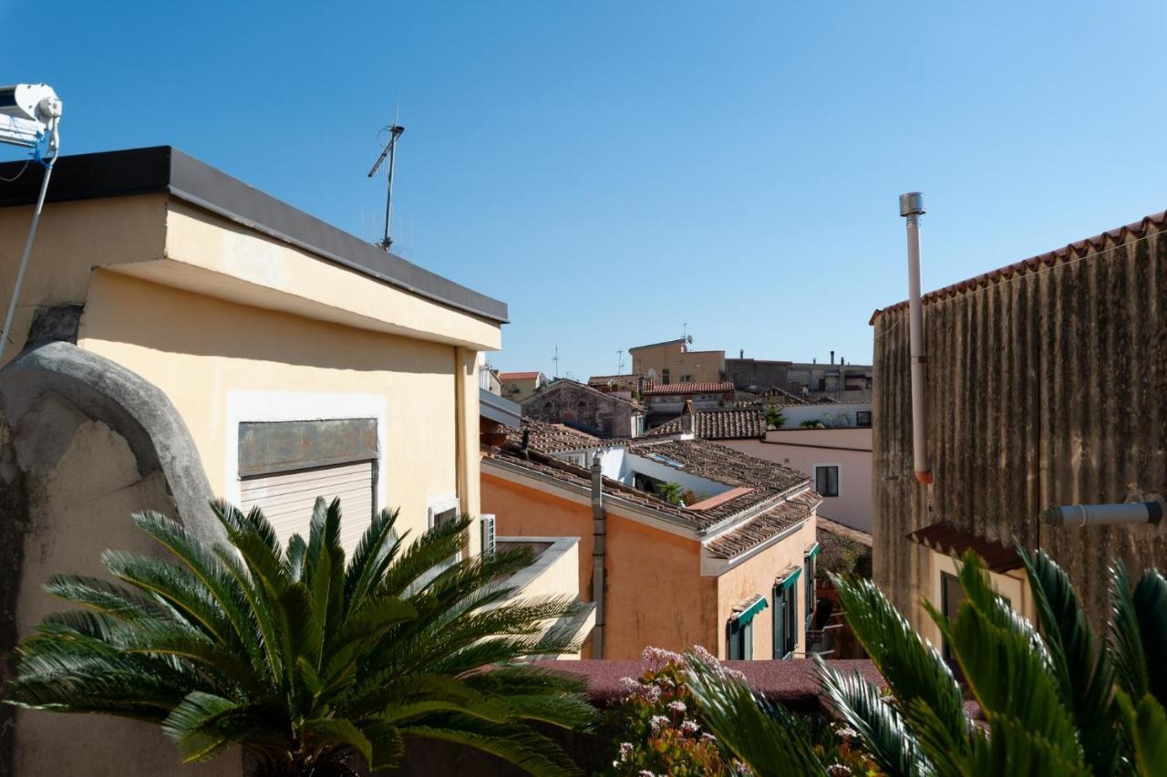 Casa Flo Con Terrazza E Ascensore Салерно Екстер'єр фото