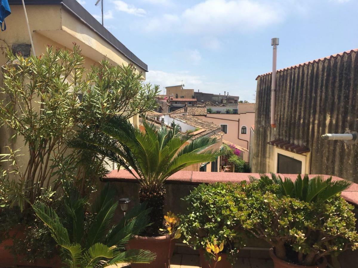 Casa Flo Con Terrazza E Ascensore Салерно Екстер'єр фото